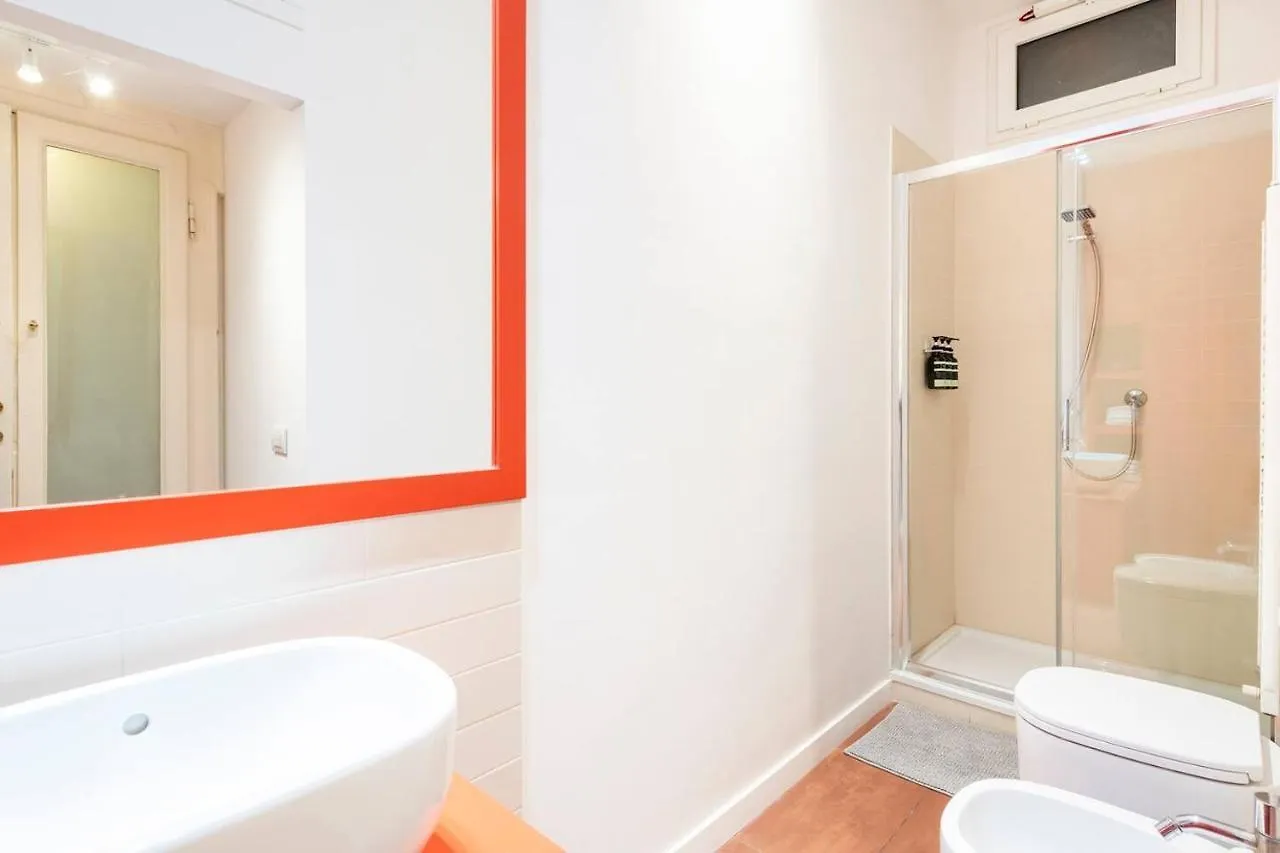 Bocconi 2 Camere In Stile Corte Milanese Apartment
