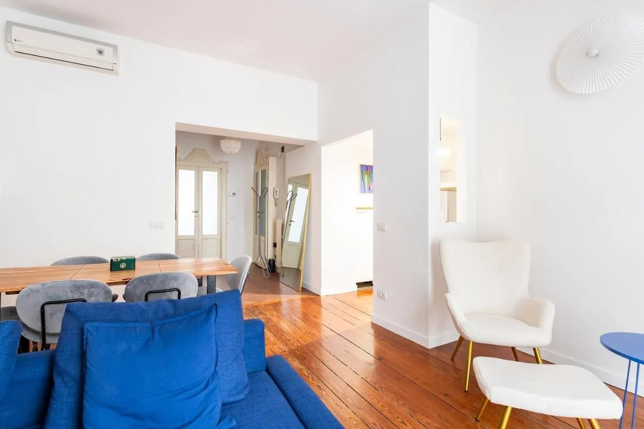 Bocconi 2 Camere In Stile Corte Milanese Milan